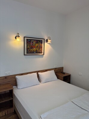 Family Room, Garden View | In-room safe, iron/ironing board, free WiFi