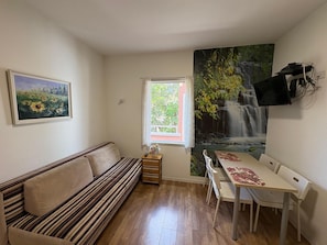 Family Room, Garden View | Living area