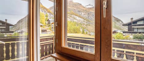 Comfort-huoneisto, parveke, vuoristonäköala | Terassi/patio