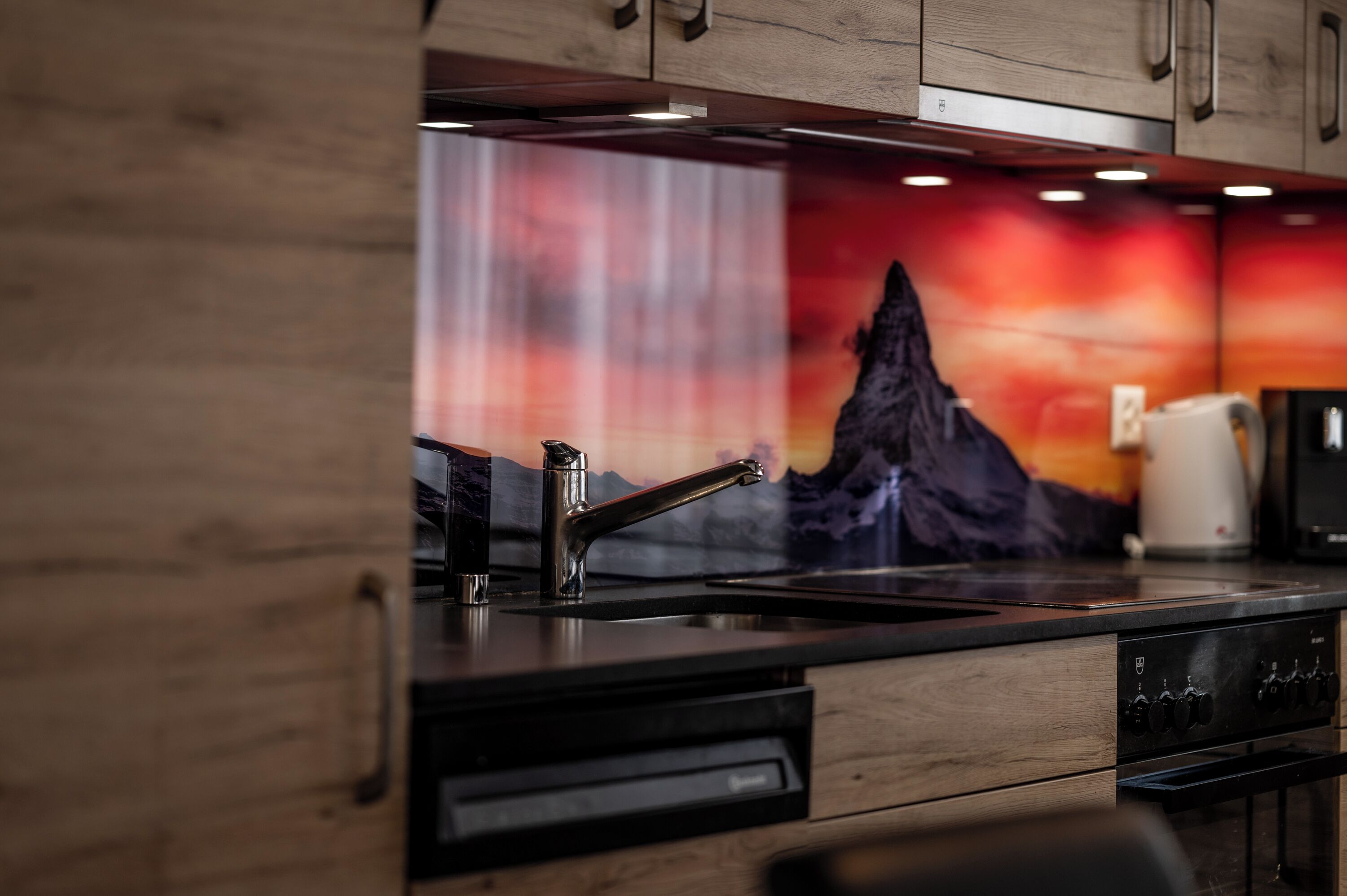 Comfort Condo, Balcony, Mountain View | Private kitchen | Full-sized fridge, oven, stovetop, dishwasher