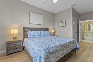 3 bedrooms, iron/ironing board, Internet, bed sheets