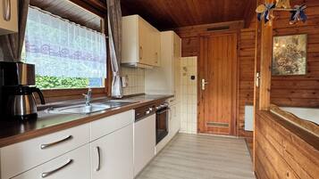 Mikrowelle, Ofen, Herdplatte, Geschirrspüler