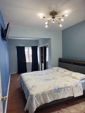 3 bedrooms, iron/ironing board, free WiFi, bed sheets