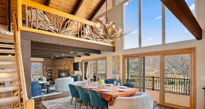 Welcoming 4-bedroom house with hot tub in Aspen