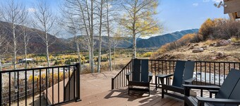 Welcoming 4-bedroom house with hot tub in Aspen