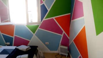 Habitación doble | Decoración individual, mobiliario individual, cortinas opacas