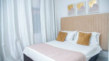 2 slaapkamers, een strijkplank/strijkijzer, wifi, beddengoed