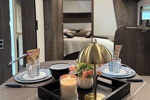 1 habitación y ropa de cama 