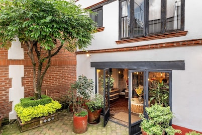 Hermosa Casa estilo Colonial Mexicana en Centro de Coyoacán