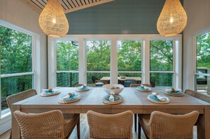 تناول الطعام