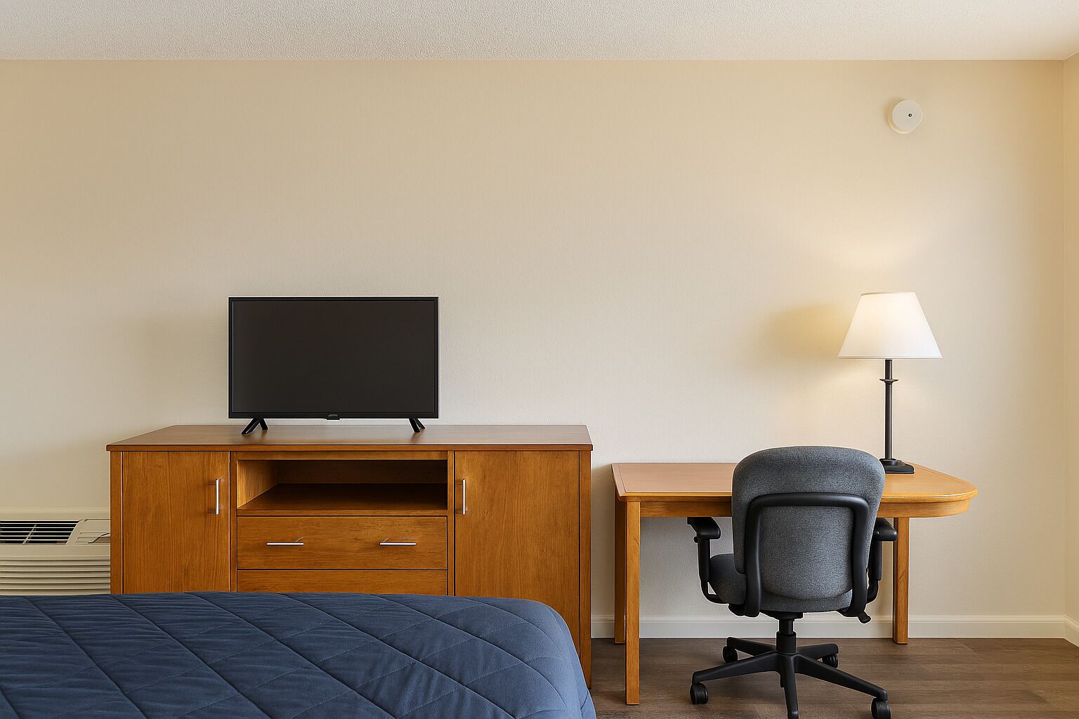 디럭스 스튜디오 | 책상, 노트북 작업 공간, 무료 WiFi