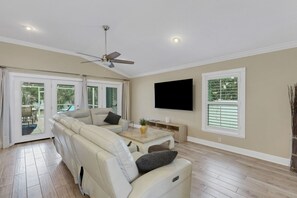 Smart TV, foosball, table tennis