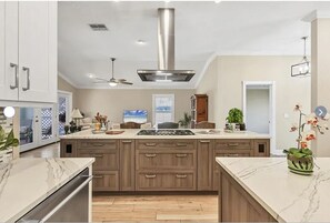 Private kitchen