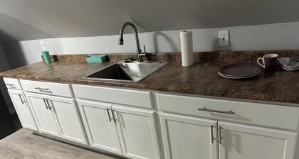 Peaceful 2-bedroom apartment in University District