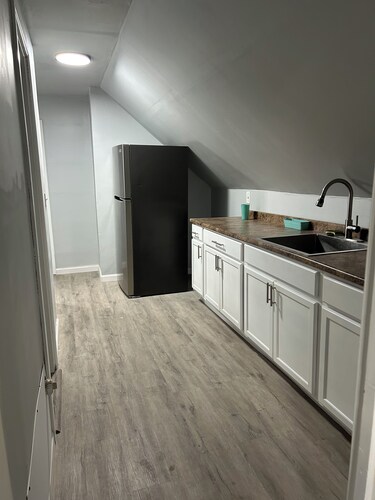 Peaceful 2-bedroom apartment in University District