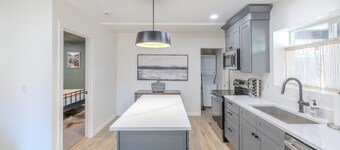 SLC Cozy Backhouse - Downtown SLC Base