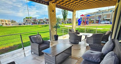 Vane's House 5 minutes from the Consulate