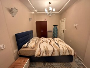 2 bedrooms, iron/ironing board, travel crib, free WiFi