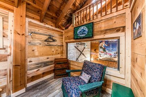 Interior - Rowdy Bear Retreat | Mountain Views, Fireplace, Hot Tub, Perfect for Families (Ruidoso)