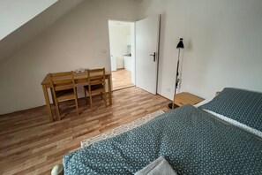 1 bedroom, WiFi, bed sheets