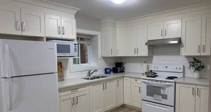 The Orchard Basement Cozy 2BR