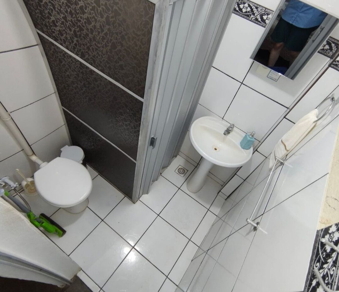 Shower, towels, soap, toilet paper