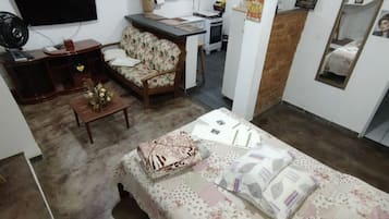 1 soveværelse, strygejern/strygebræt, internetforbindelse, sengetøj