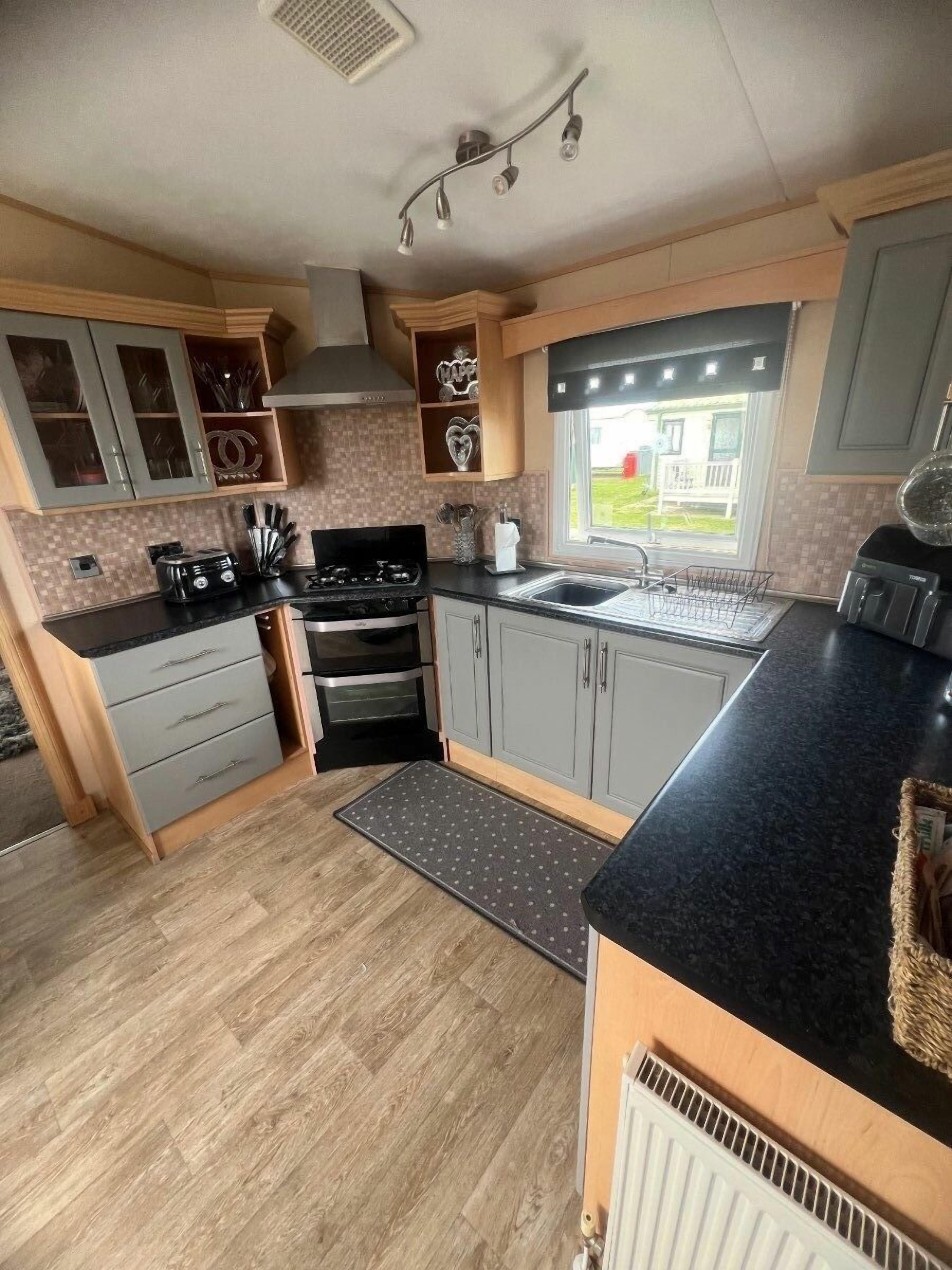 مستلزمات طهي/أطباق/أوعية