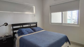 3 bedrooms, free WiFi, bed sheets, wheelchair access
