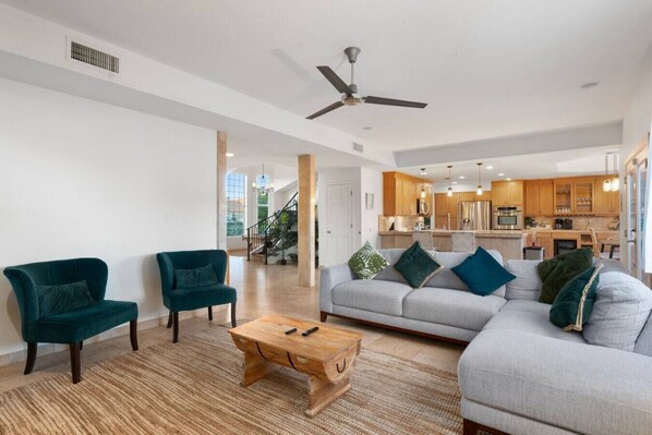 TV, fireplace, video games, table tennis