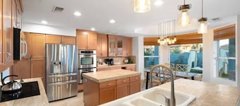 Private Resort Vibes | Pool, Hot Tub & Arcade Fun