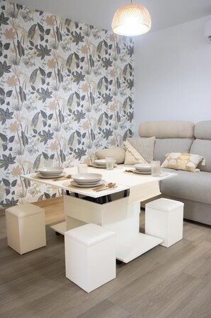 تناول الطعام