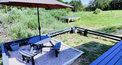 Gamer's Off-Grid & Secluded Getaway, Pets ALLOWED