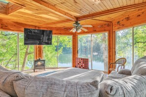 3 chambres, accès à Internet, literie fournie