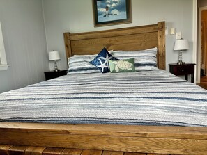 2 bedrooms, free WiFi, bed sheets - Moody Beach Rental on Ocean Ave - Dolphin Unit (Wells)