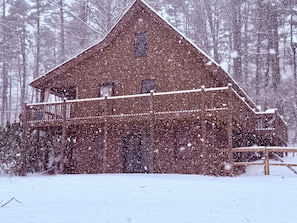 Exterior - Peaceful Gated Retreat on Murray Cove (Tiger)