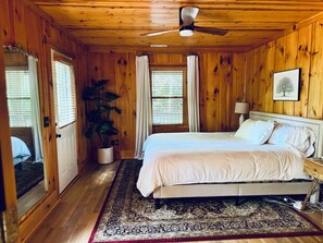 3 chambres, coffres-forts dans les chambres, bureau, Wi-Fi gratuit