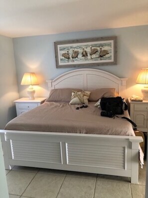 1 غرفة نوم ومكواة/لوح كي وواي فاي وملاءات أسرّة