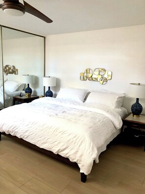 2 bedrooms, iron/ironing board, free WiFi, bed sheets