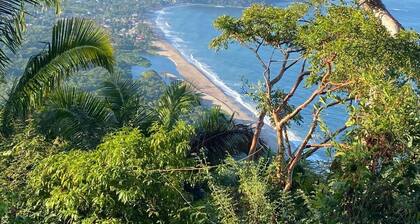 Surrounded by beautiful views + 7 min. walk to the beach