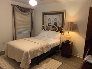 Ferros/tábuas de passar roupa, Wi-Fi, roupa de cama