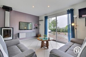 تلفزيون، كُتُب