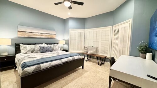 Modern Luxe King Suite in Heart of San Jose