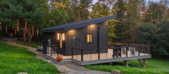 Finger Lakes Luxury Couples Retreat with Sauna, Hot tub and Cold Plunge