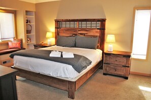 3 bedrooms, iron/ironing board, Internet, bed sheets