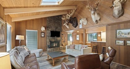 Lookout 3 - SHARC Passes, Walk to SHARC, Sunriver Traditional