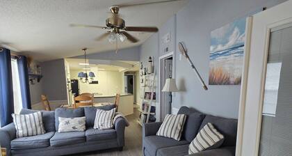 3 Bedroom, dog friendly home in Oceanside Village