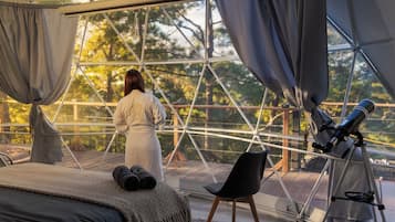 Luxury-Zelt, 1 Queen-Bett, eigenes Bad, Bergblick