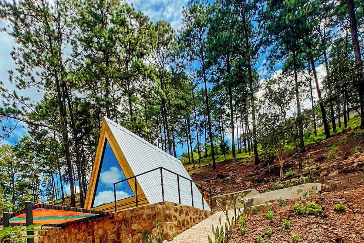Standard Chalet, 1 Katil Ratu (Queen) dengan Katil Sofa, Private Bathroom, Mountain View | Ruang tamu