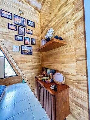 Espace de travail pour ordinateur portable, rideaux occultants